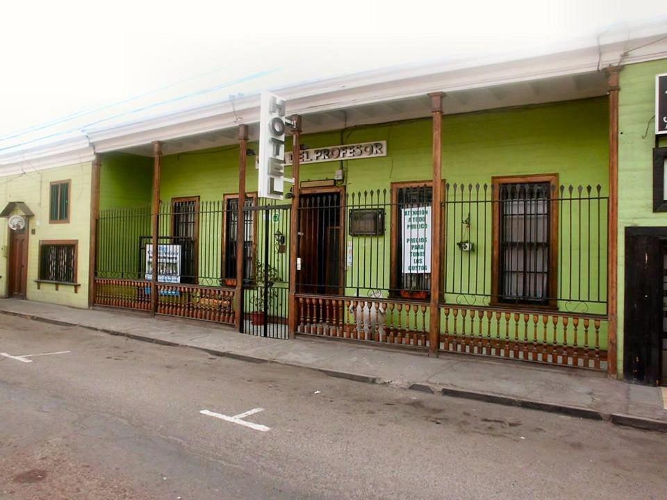 Hotel Casa Del Profesor Ікіке Екстер'єр фото